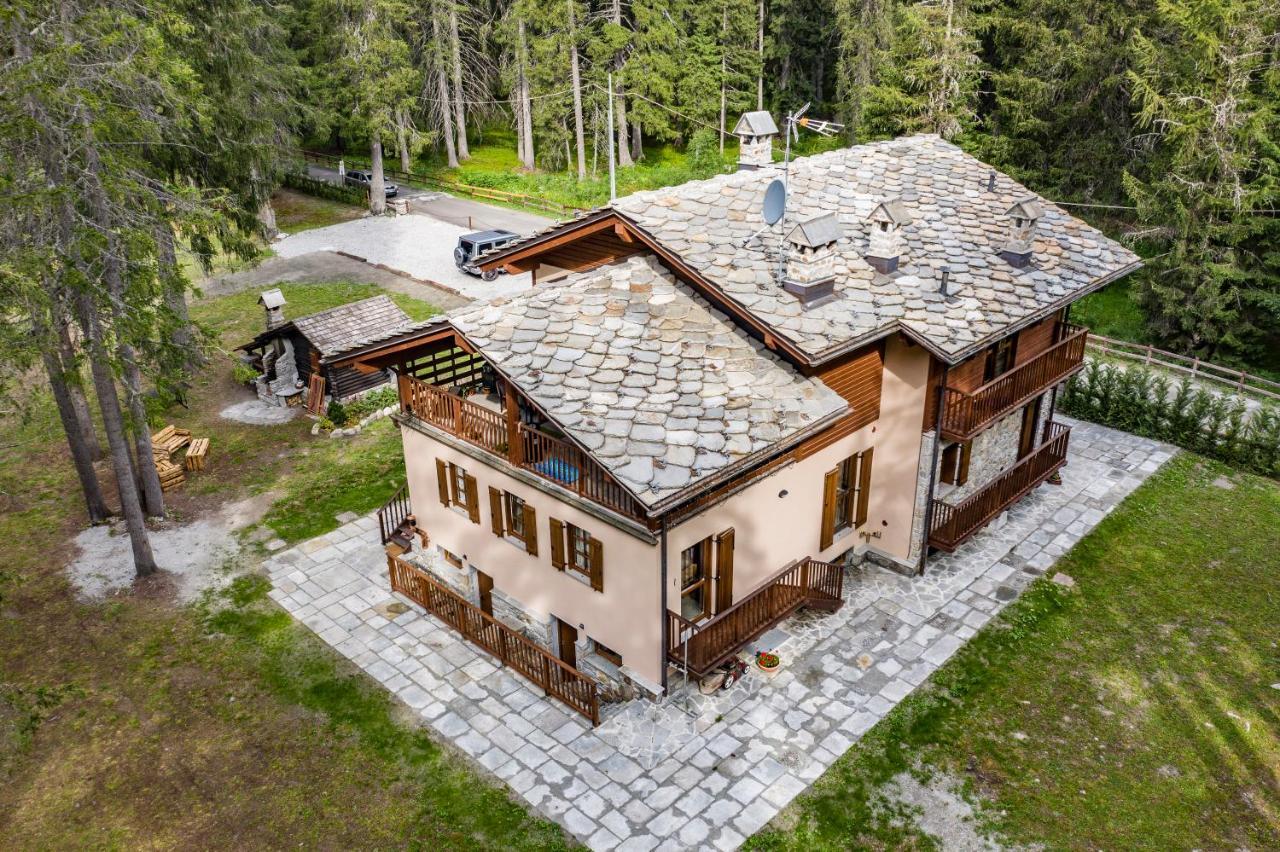 Wildhomes Wild Wolf Lodge Courmayeur Eksteriør bilde