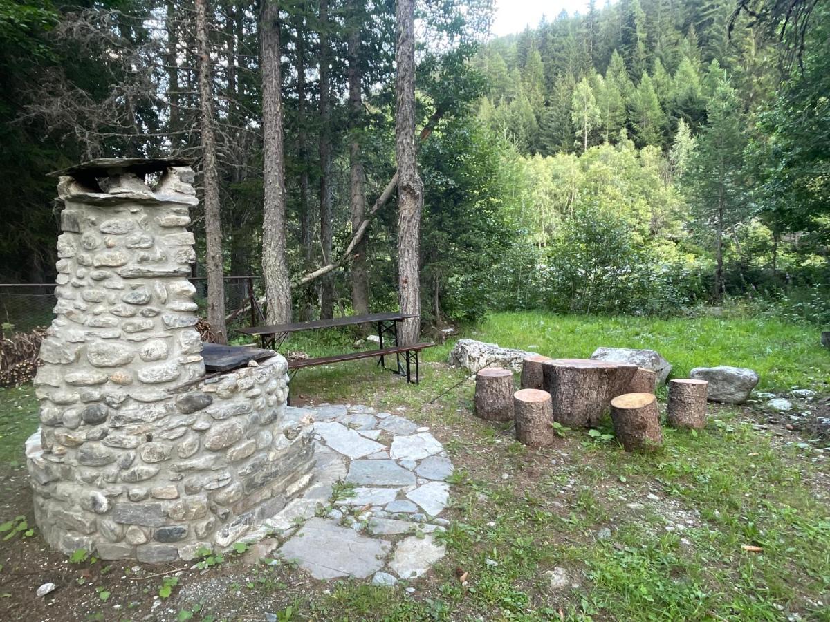 Wildhomes Wild Wolf Lodge Courmayeur Eksteriør bilde